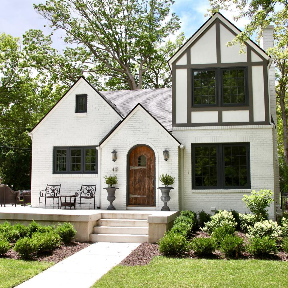 Modern Home Makeovers: Siding Ideas for Curb Appeal